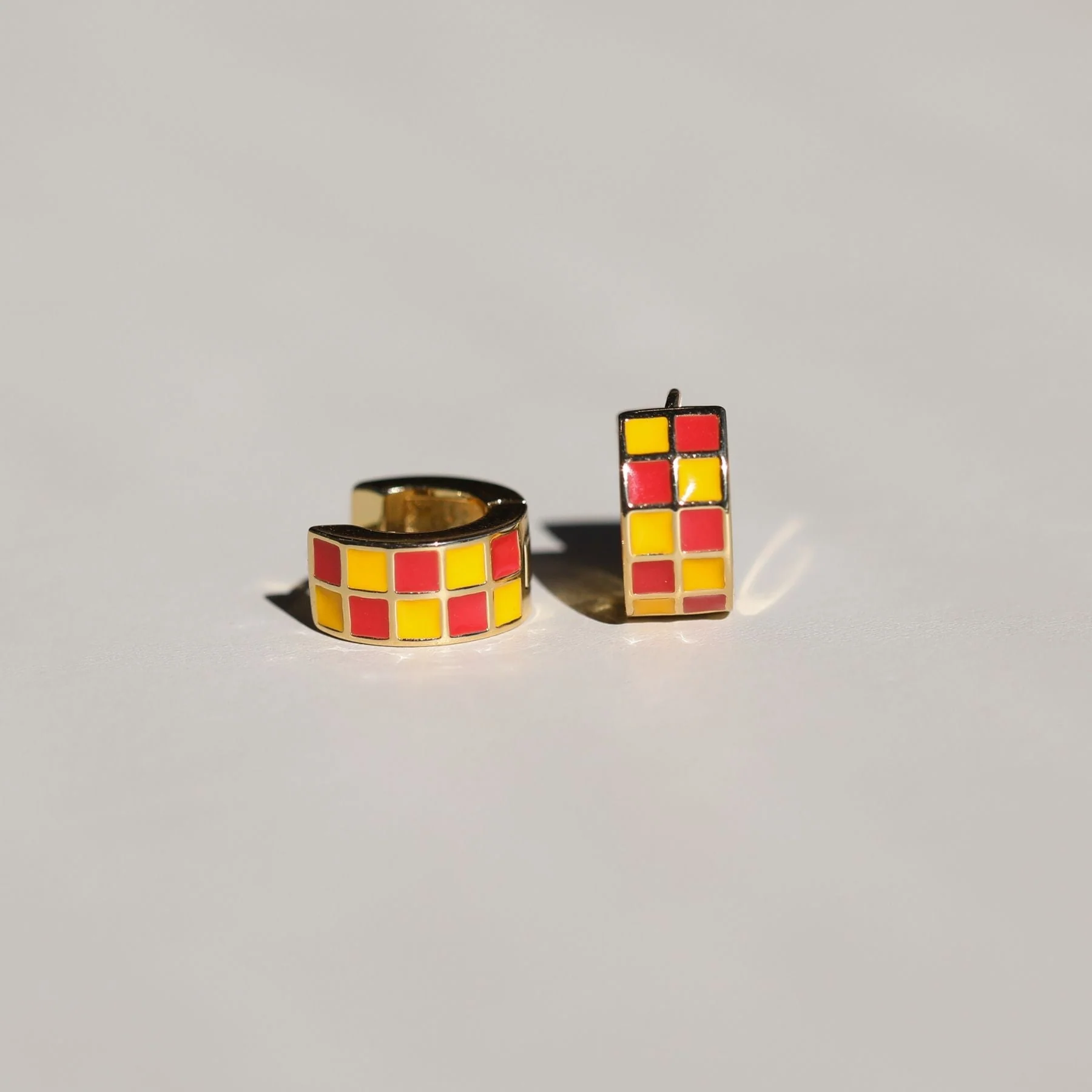Red & Yellow Checkered Enamel Huggies - Image 5