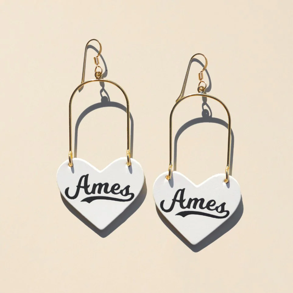 White Ames Heartthrobs